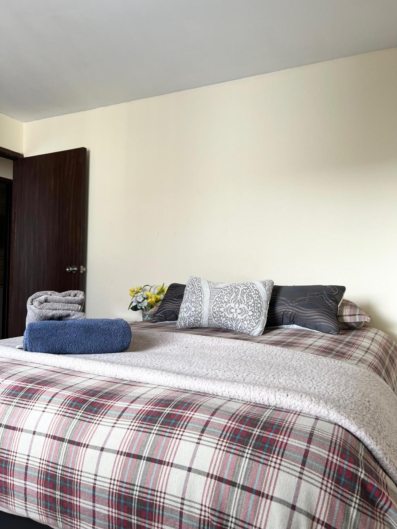 Departamento Acogedor En La Mejor Zona De La Paz Apartment ภายนอก รูปภาพ